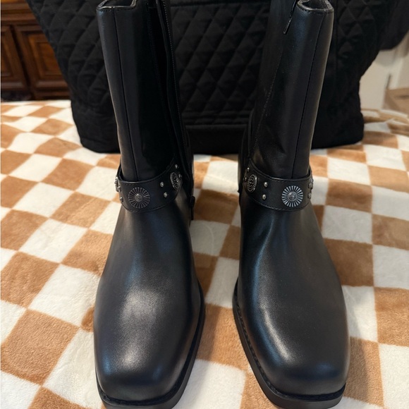 Wild Pair Black Leather Boots with Silver Accents - Picture 1 of 4